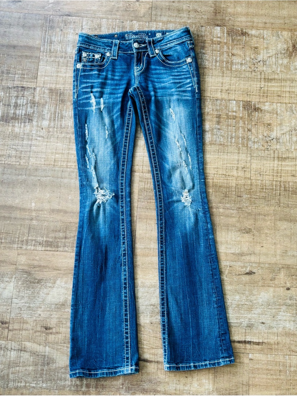 Miss Me Distressed Crystal embelished bootcut jeans size 24" x 34" JP518287
